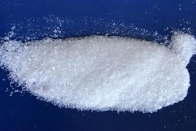 无水硫酸镁 吸水较快常用作干燥剂