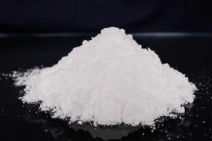 无水硫酸镁 吸水较快常用作干燥剂